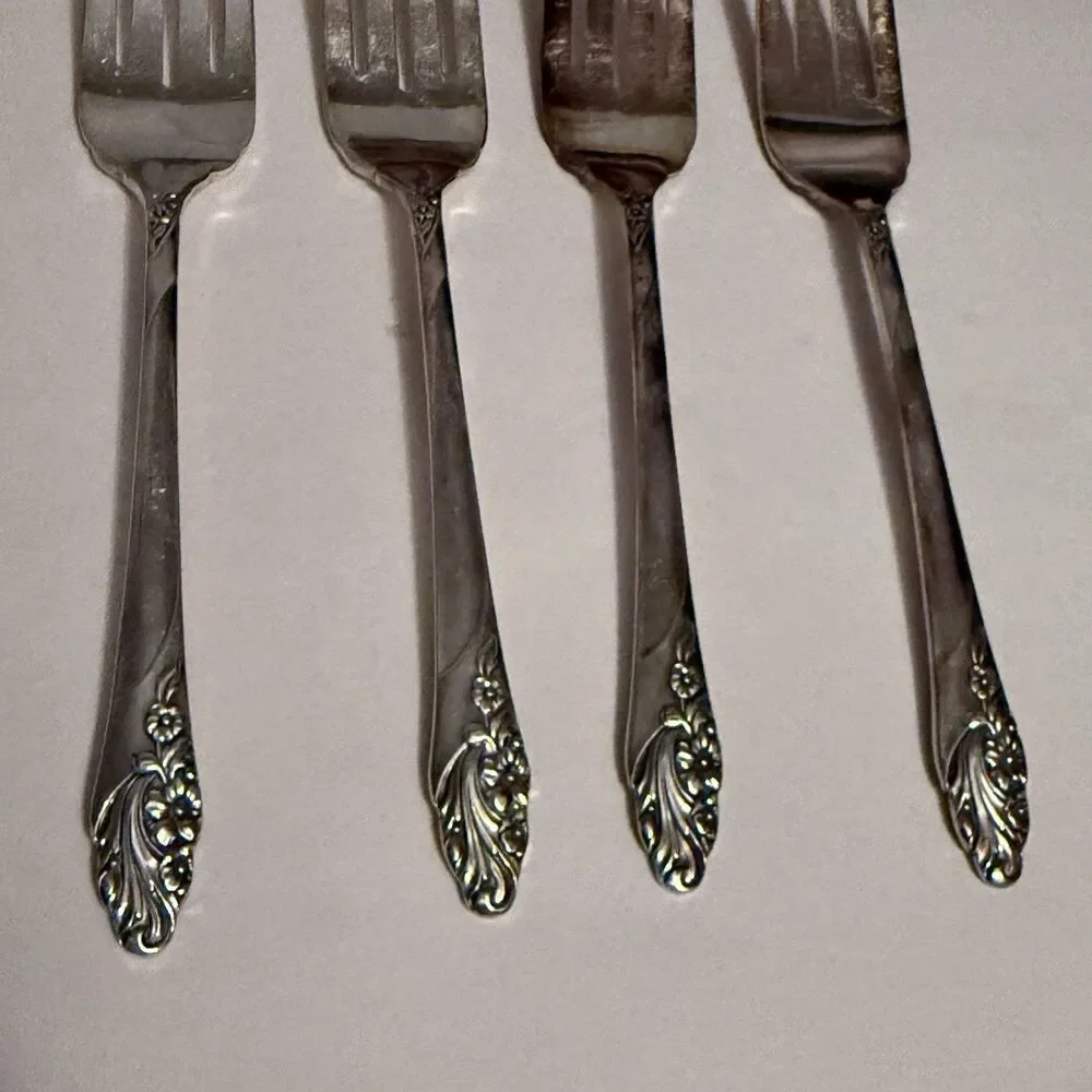 Community 4 piece stainless steel fork Small classic style